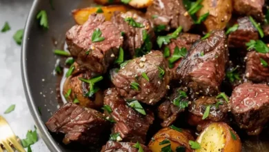 Garlic Butter Steak Bites and Potatoes