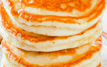 The Most LEGIT Fluffy Pancakes on the Internet