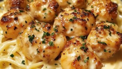 Garlic Butter Chicken Bites With Creamy Parmesan Pasta