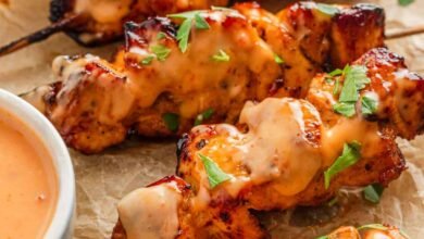 Bang Bang Chicken Skewers - The Yummy Bowl